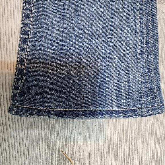 Miss Me Jean's - Picture 9 of 10